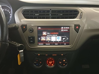 Citroen C-Elysee PureTech 82 Shine 60 kW (82 CV) 2 Citroen C-Elysee PureTech 82 Shine 60 kW (82 CV) 2