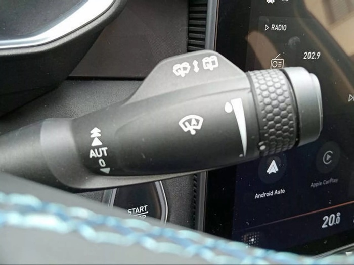 Lynk & Co 01 1.5 PHEV 192 kW (261 CV) Vehículo usado en Sevilla Lynk & Co 01 1.5 PHEV 192 kW (261 CV) Vehículo usado en Sevilla