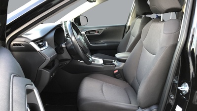 Toyota Rav4 220H Business 160 kW (218 CV) 16 Toyota Rav4 220H Business 160 kW (218 CV) 16