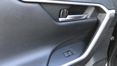 Toyota Rav4 220H Business 160 kW (218 CV) 9 Toyota Rav4 220H Business 160 kW (218 CV) 9