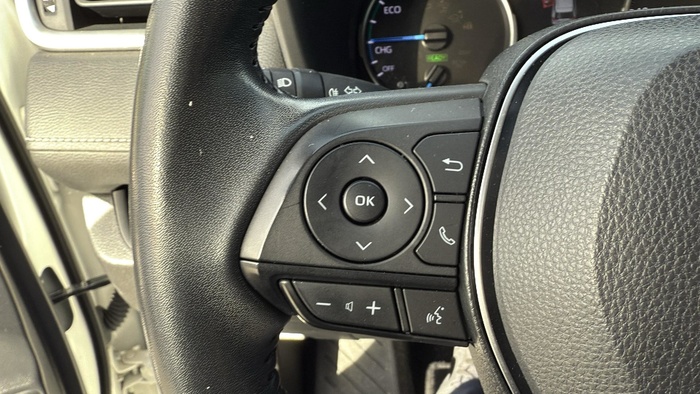 Toyota Rav4 220H Business 160 kW (218 CV) Vehículo usado en Sevilla Toyota Rav4 220H Business 160 kW (218 CV) Vehículo usado en Sevilla