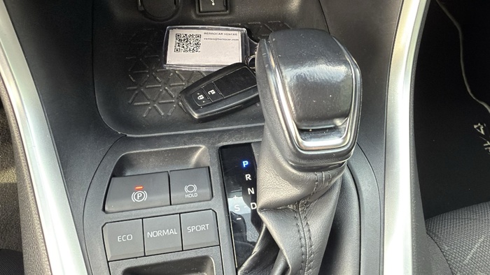 Toyota Rav4 220H Business 160 kW (218 CV) Vehículo usado en Sevilla Toyota Rav4 220H Business 160 kW (218 CV) Vehículo usado en Sevilla