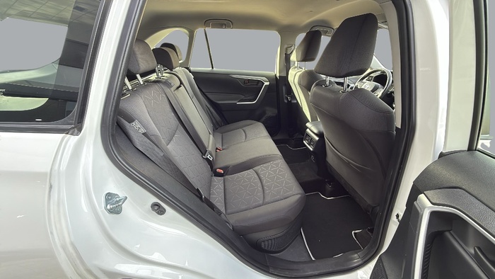 Toyota Rav4 220H Business 160 kW (218 CV) Vehículo usado en Sevilla Toyota Rav4 220H Business 160 kW (218 CV) Vehículo usado en Sevilla