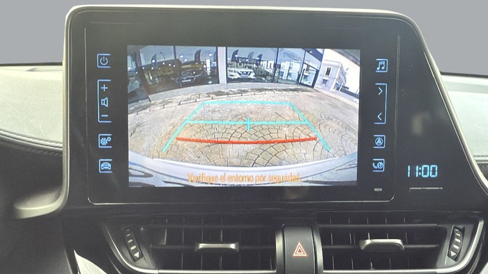 Toyota C-HR 1.8 125H Active 90 kW (122 CV) Vehículo usado en Sevilla Toyota C-HR 1.8 125H Active 90 kW (122 CV) Vehículo usado en Sevilla