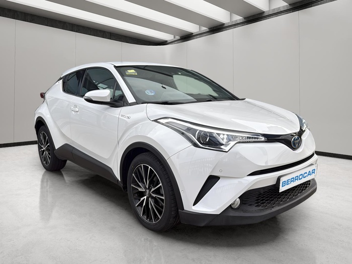 Toyota C-HR 1.8 125H Active 90 kW (122 CV) Vehículo usado en Sevilla Toyota C-HR 1.8 125H Active 90 kW (122 CV) Vehículo usado en Sevilla