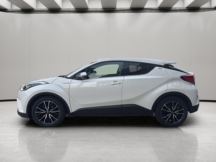 Toyota C-HR 1.8 125H Active 90 kW (122 CV) Vehículo usado en Sevilla Toyota C-HR 1.8 125H Active 90 kW (122 CV) Vehículo usado en Sevilla