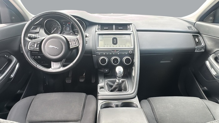 Jaguar E-PACE 2.0D 110 kW (150 CV) Vehículo usado en Sevilla Jaguar E-PACE 2.0D 110 kW (150 CV) Vehículo usado en Sevilla