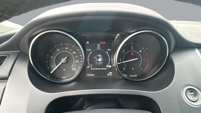 Jaguar E-PACE 2.0D 110 kW (150 CV) 11 Jaguar E-PACE 2.0D 110 kW (150 CV) 11