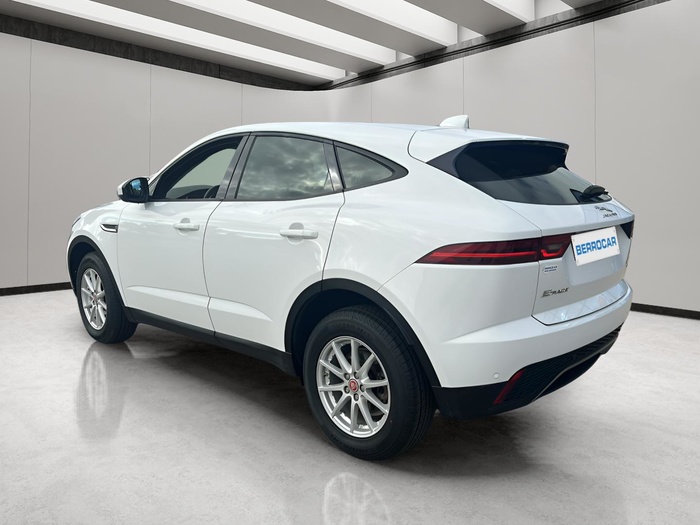 Jaguar E-PACE 2.0D 110 kW (150 CV) Vehículo usado en Sevilla Jaguar E-PACE 2.0D 110 kW (150 CV) Vehículo usado en Sevilla