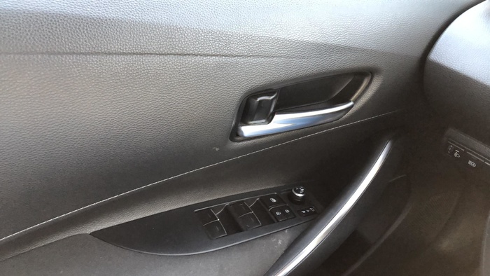 Toyota Corolla 125H Business E-CVT 90 kW (122 CV) Vehículo usado en Sevilla Toyota Corolla 125H Business E-CVT 90 kW (122 CV) Vehículo usado en Sevilla