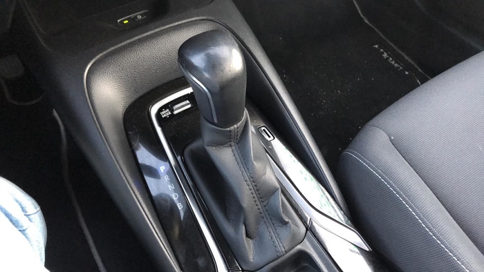 Toyota Corolla 125H Business E-CVT 90 kW (122 CV) Vehículo usado en Sevilla Toyota Corolla 125H Business E-CVT 90 kW (122 CV) Vehículo usado en Sevilla