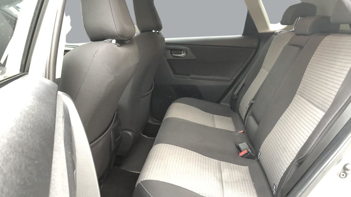 Toyota Auris 140H Hybrid Business 100 kW (136 CV) Vehículo usado en Sevilla Toyota Auris 140H Hybrid Business 100 kW (136 CV) Vehículo usado en Sevilla