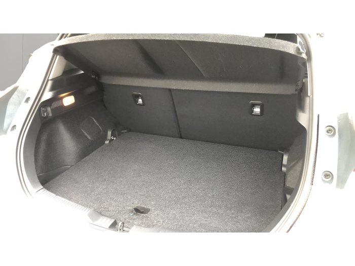 Toyota Auris 140H Hybrid Business 100 kW (136 CV) Vehículo usado en Sevilla Toyota Auris 140H Hybrid Business 100 kW (136 CV) Vehículo usado en Sevilla