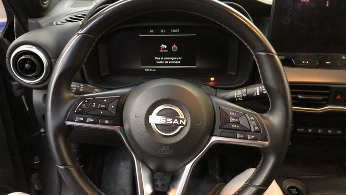 Nissan Juke DIG-T Acenta 84 kW (114 CV) Vehículo usado en Sevilla Nissan Juke DIG-T Acenta 84 kW (114 CV) Vehículo usado en Sevilla