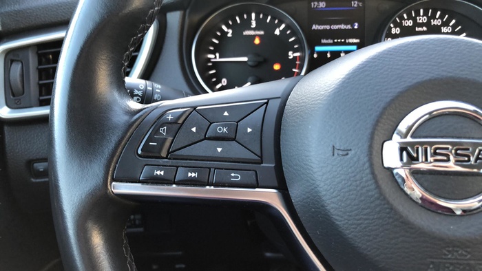 Nissan Qashqai dCi 115 Acenta 85 kW (115 CV) Vehículo usado en Sevilla Nissan Qashqai dCi 115 Acenta 85 kW (115 CV) Vehículo usado en Sevilla