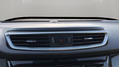 Nissan Qashqai dCi 115 Acenta 85 kW (115 CV) 14 Nissan Qashqai dCi 115 Acenta 85 kW (115 CV) 14