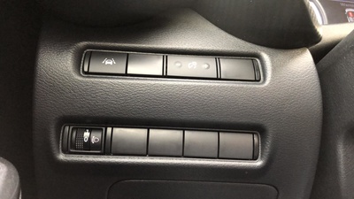 Nissan Juke 1.6 Hybrid N-Connecta Auto 105 kW (143 CV) 14 Nissan Juke 1.6 Hybrid N-Connecta Auto 105 kW (143 CV) 14