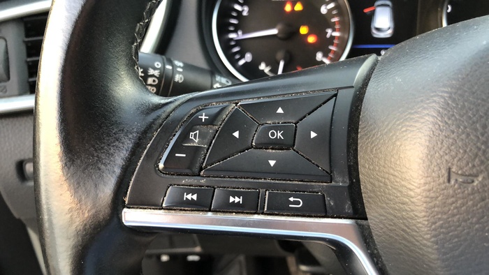 Nissan Qashqai DIG-T 140 Visia 103 kW (140 CV) Vehículo usado en Sevilla Nissan Qashqai DIG-T 140 Visia 103 kW (140 CV) Vehículo usado en Sevilla