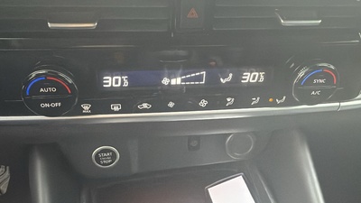 Nissan Qashqai DIG-T 140 mHEV Acenta 4x2 103 kW (140 CV) 28 Nissan Qashqai DIG-T 140 mHEV Acenta 4x2 103 kW (140 CV) 28