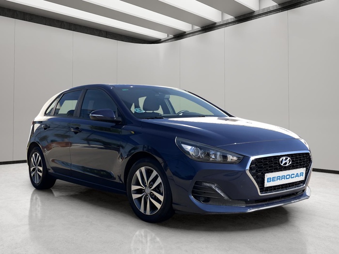 Hyundai i30 1.0 TGDi Go! Plus 88 kW (120 CV) Vehículo usado en Sevilla Hyundai i30 1.0 TGDi Go! Plus 88 kW (120 CV) Vehículo usado en Sevilla