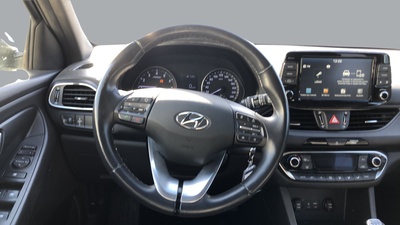 Hyundai i30 1.0 TGDi Go! Plus 88 kW (120 CV) 8 Hyundai i30 1.0 TGDi Go! Plus 88 kW (120 CV) 8