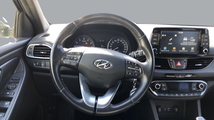 Hyundai i30 1.0 TGDi Go! Plus 88 kW (120 CV) Vehículo usado en Sevilla Hyundai i30 1.0 TGDi Go! Plus 88 kW (120 CV) Vehículo usado en Sevilla