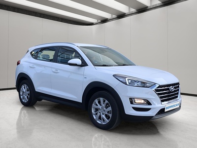 Hyundai Tucson 1.6 CRDI 48V SLE 4x2 85 kW (116 CV) 2 Hyundai Tucson 1.6 CRDI 48V SLE 4x2 85 kW (116 CV) 2