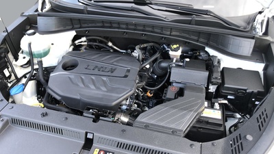 Hyundai Tucson 1.6 CRDI 48V SLE 4x2 85 kW (116 CV) 18 Hyundai Tucson 1.6 CRDI 48V SLE 4x2 85 kW (116 CV) 18