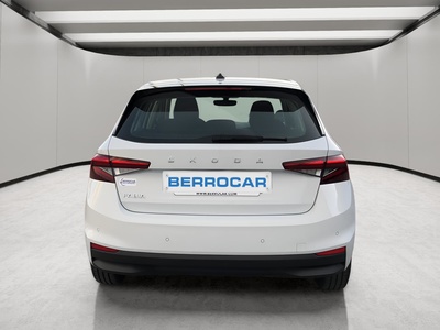 Skoda Fabia 1.0 MPI Ambition 59 kW (80 CV) 4 Skoda Fabia 1.0 MPI Ambition 59 kW (80 CV) 4