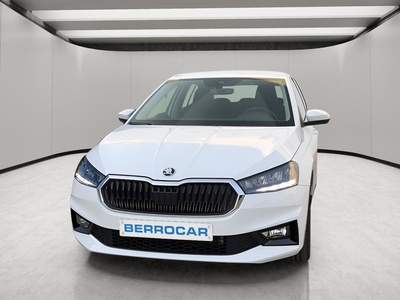 Skoda Fabia 1.0 MPI Ambition 59 kW (80 CV) 1 Skoda Fabia 1.0 MPI Ambition 59 kW (80 CV) 1