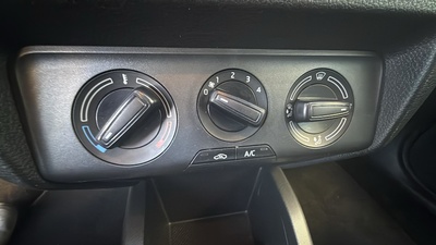 Skoda Fabia 1.0 TSI Ambition Plus 70 kW (95 CV) 27 Skoda Fabia 1.0 TSI Ambition Plus 70 kW (95 CV) 27