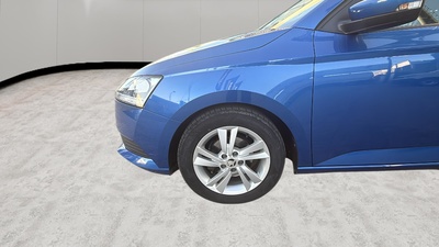 Skoda Fabia 1.0 TSI Ambition Plus 70 kW (95 CV) 19 Skoda Fabia 1.0 TSI Ambition Plus 70 kW (95 CV) 19