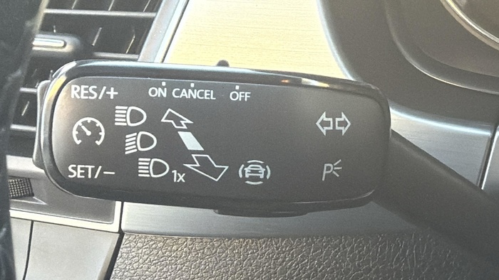 Skoda Fabia 1.0 TSI Ambition Plus 70 kW (95 CV) Vehículo usado en Sevilla Skoda Fabia 1.0 TSI Ambition Plus 70 kW (95 CV) Vehículo usado en Sevilla