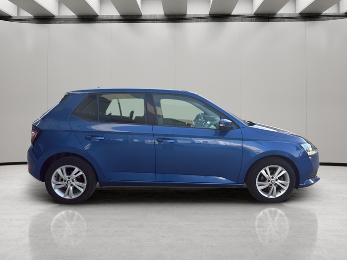 Skoda Fabia 1.0 TSI Ambition Plus 70 kW (95 CV) Vehículo usado en Sevilla Skoda Fabia 1.0 TSI Ambition Plus 70 kW (95 CV) Vehículo usado en Sevilla