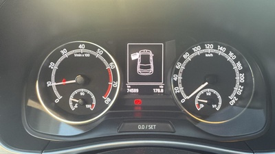 Skoda Fabia 1.0 TSI Ambition Plus 70 kW (95 CV) 12 Skoda Fabia 1.0 TSI Ambition Plus 70 kW (95 CV) 12