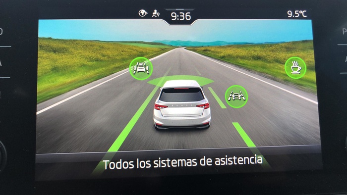 Skoda Fabia 1.0 TSI Ambition 70 kW (95 CV) Vehículo usado en Sevilla Skoda Fabia 1.0 TSI Ambition 70 kW (95 CV) Vehículo usado en Sevilla