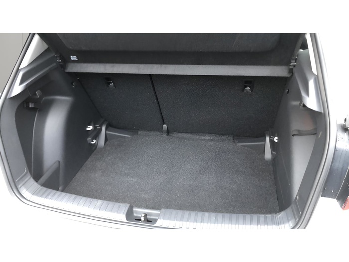 Skoda Fabia 1.0 TSI Ambition 70 kW (95 CV) Vehículo usado en Sevilla Skoda Fabia 1.0 TSI Ambition 70 kW (95 CV) Vehículo usado en Sevilla