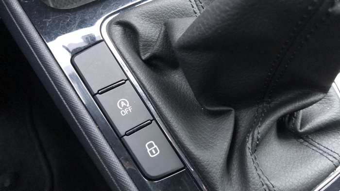 Skoda Fabia 1.0 TSI Ambition 70 kW (95 CV) Vehículo usado en Sevilla Skoda Fabia 1.0 TSI Ambition 70 kW (95 CV) Vehículo usado en Sevilla