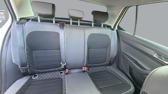 Skoda Fabia 1.0 TSI Ambition Plus 81 kW (110 CV) Vehículo usado en Sevilla Skoda Fabia 1.0 TSI Ambition Plus 81 kW (110 CV) Vehículo usado en Sevilla