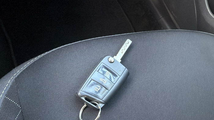 Skoda Fabia 1.0 TSI Ambition Plus 81 kW (110 CV) Vehículo usado en Sevilla Skoda Fabia 1.0 TSI Ambition Plus 81 kW (110 CV) Vehículo usado en Sevilla