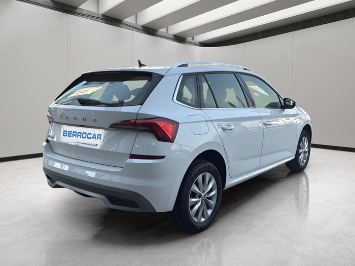 Skoda Kamiq 1.0 TSI Ambition DSG 81 kW (110 CV) Vehículo usado en Sevilla Skoda Kamiq 1.0 TSI Ambition DSG 81 kW (110 CV) Vehículo usado en Sevilla