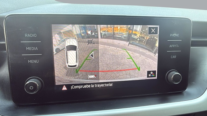 Skoda Kamiq 1.0 TSI Ambition DSG 81 kW (110 CV) Vehículo usado en Sevilla Skoda Kamiq 1.0 TSI Ambition DSG 81 kW (110 CV) Vehículo usado en Sevilla