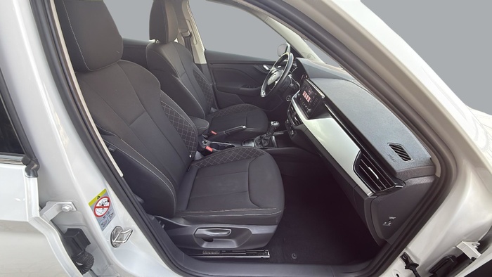 Skoda Kamiq 1.0 TSI Ambition DSG 81 kW (110 CV) Vehículo usado en Sevilla Skoda Kamiq 1.0 TSI Ambition DSG 81 kW (110 CV) Vehículo usado en Sevilla