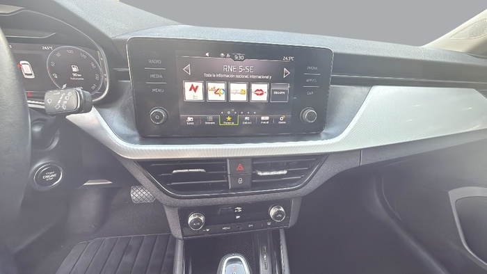 Skoda Kamiq 1.0 TSI Ambition DSG 81 kW (110 CV) Vehículo usado en Sevilla Skoda Kamiq 1.0 TSI Ambition DSG 81 kW (110 CV) Vehículo usado en Sevilla