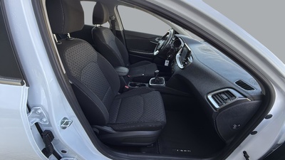 Kia XCeed 1.0 T-GDi Drive 88 kW (120 CV) 12 Kia XCeed 1.0 T-GDi Drive 88 kW (120 CV) 12