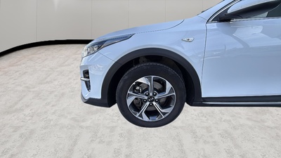 Kia XCeed 1.0 T-GDi Drive 88 kW (120 CV) 19 Kia XCeed 1.0 T-GDi Drive 88 kW (120 CV) 19