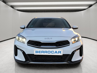 Kia XCeed 1.0 T-GDi Business 74 kW (100 CV) 2 Kia XCeed 1.0 T-GDi Business 74 kW (100 CV) 2