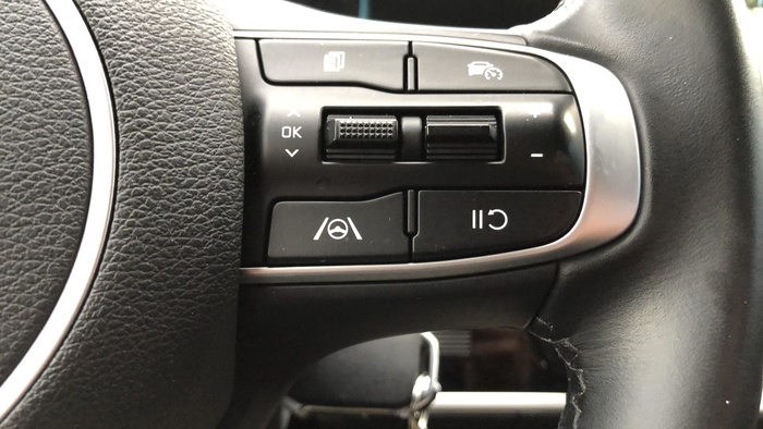 Kia Sportage 1.6 T-GDi Drive 4x2 118 kW (160 CV) Vehículo usado en Sevilla Kia Sportage 1.6 T-GDi Drive 4x2 118 kW (160 CV) Vehículo usado en Sevilla