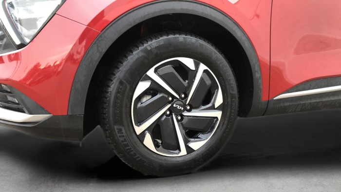 Kia Sportage 1.6 T-GDi Drive 4x2 118 kW (160 CV) Vehículo usado en Sevilla Kia Sportage 1.6 T-GDi Drive 4x2 118 kW (160 CV) Vehículo usado en Sevilla