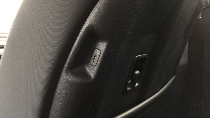 Kia Sportage 1.6 T-GDi Drive 4x2 118 kW (160 CV) Vehículo usado en Sevilla Kia Sportage 1.6 T-GDi Drive 4x2 118 kW (160 CV) Vehículo usado en Sevilla